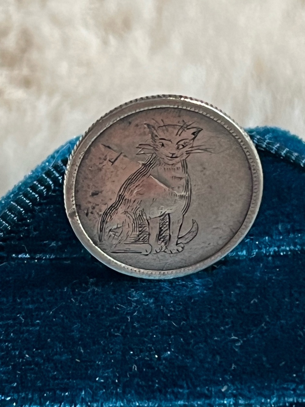 Antique 1888 Seated Liberty Dime Love Token Engraved with a Cat- OOAK - Picture 2 of 4
